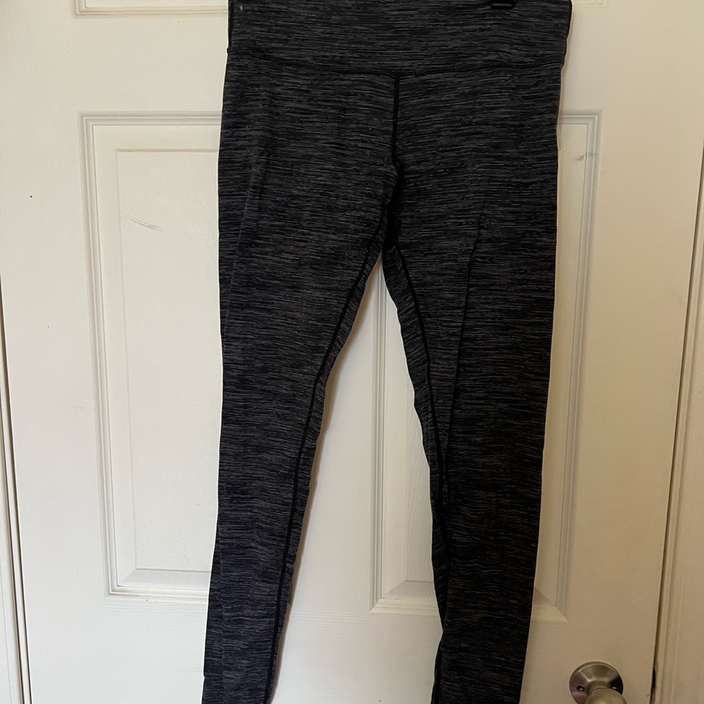 Grey low rise Lululemon leggings